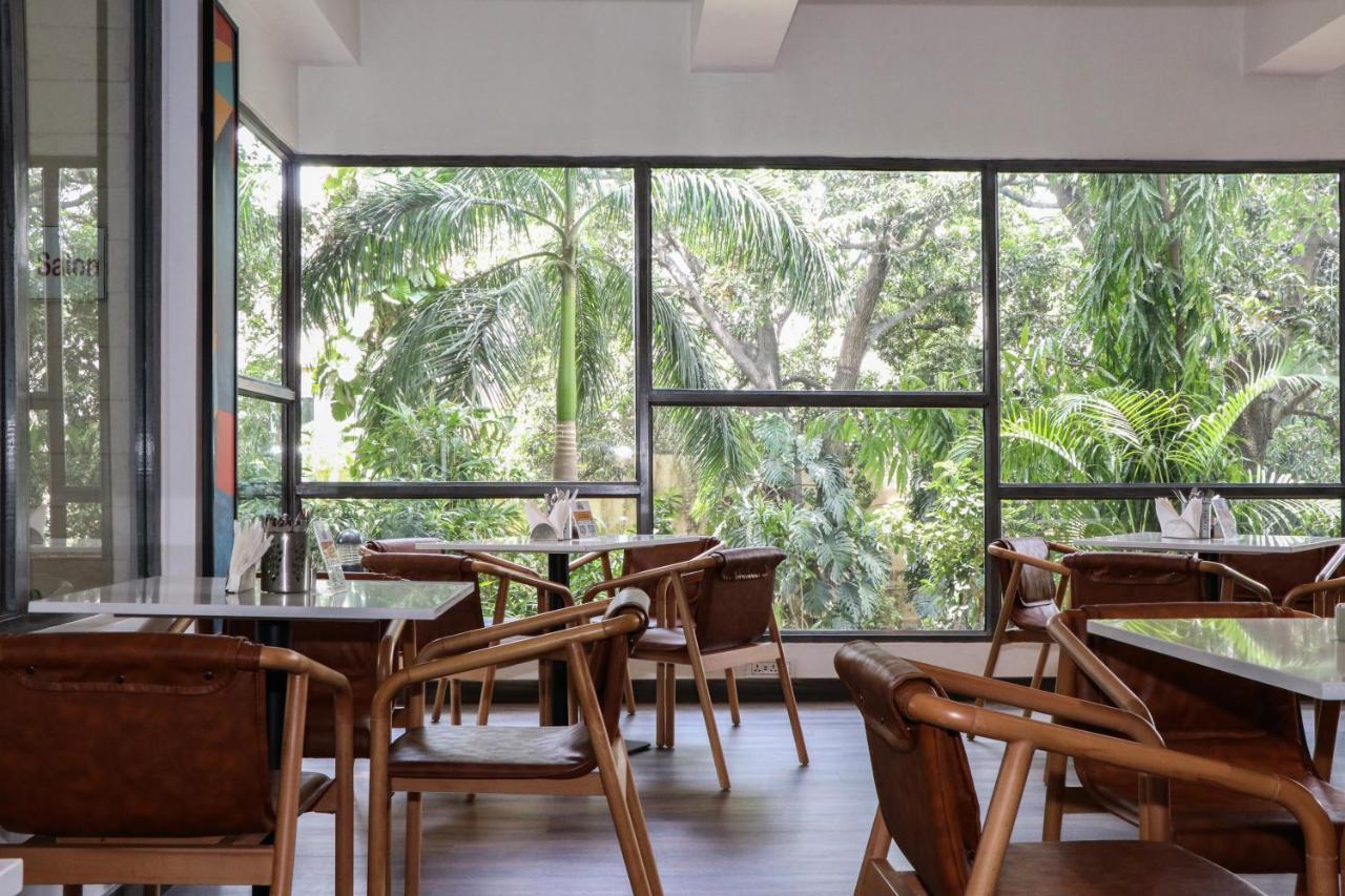 Rajdarshan - A Lake View Hotel In Ουνταϊπούρ Εξωτερικό φωτογραφία