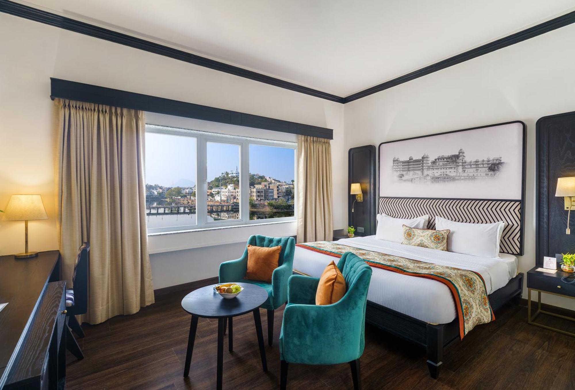 Rajdarshan - A Lake View Hotel In Ουνταϊπούρ Εξωτερικό φωτογραφία